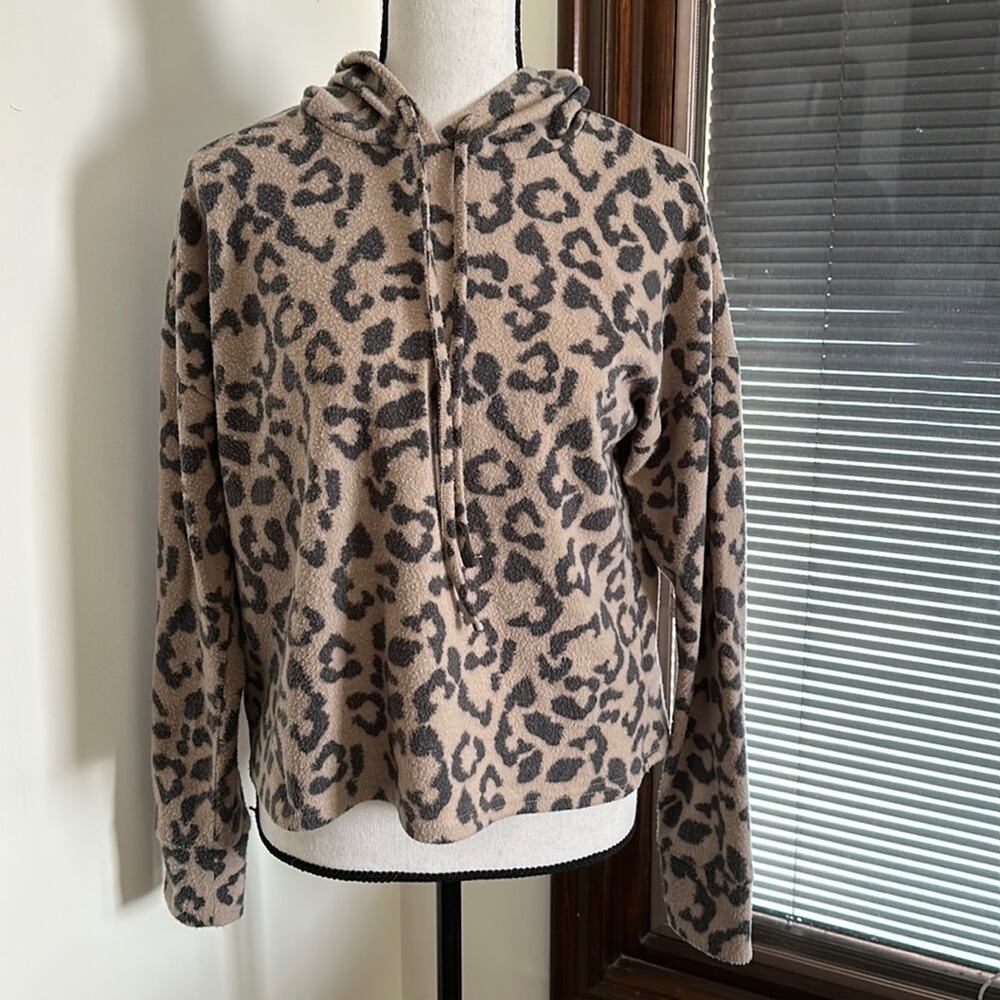 Paper Crane | animal print sweater hoodie Size S